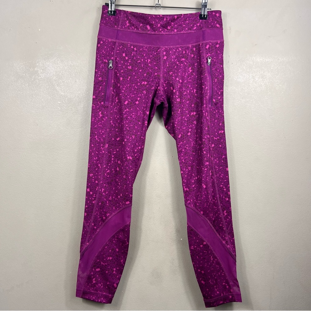 Magenta Capri Leggings with Zip Pockets